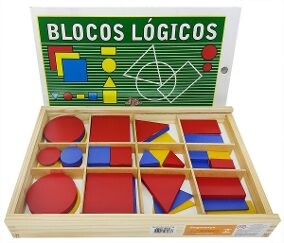 blocos-logicos-48-pecas-madeira-educativo-pedagogico-D_NQ_NP_822561-MLB30004898552_042019-Q